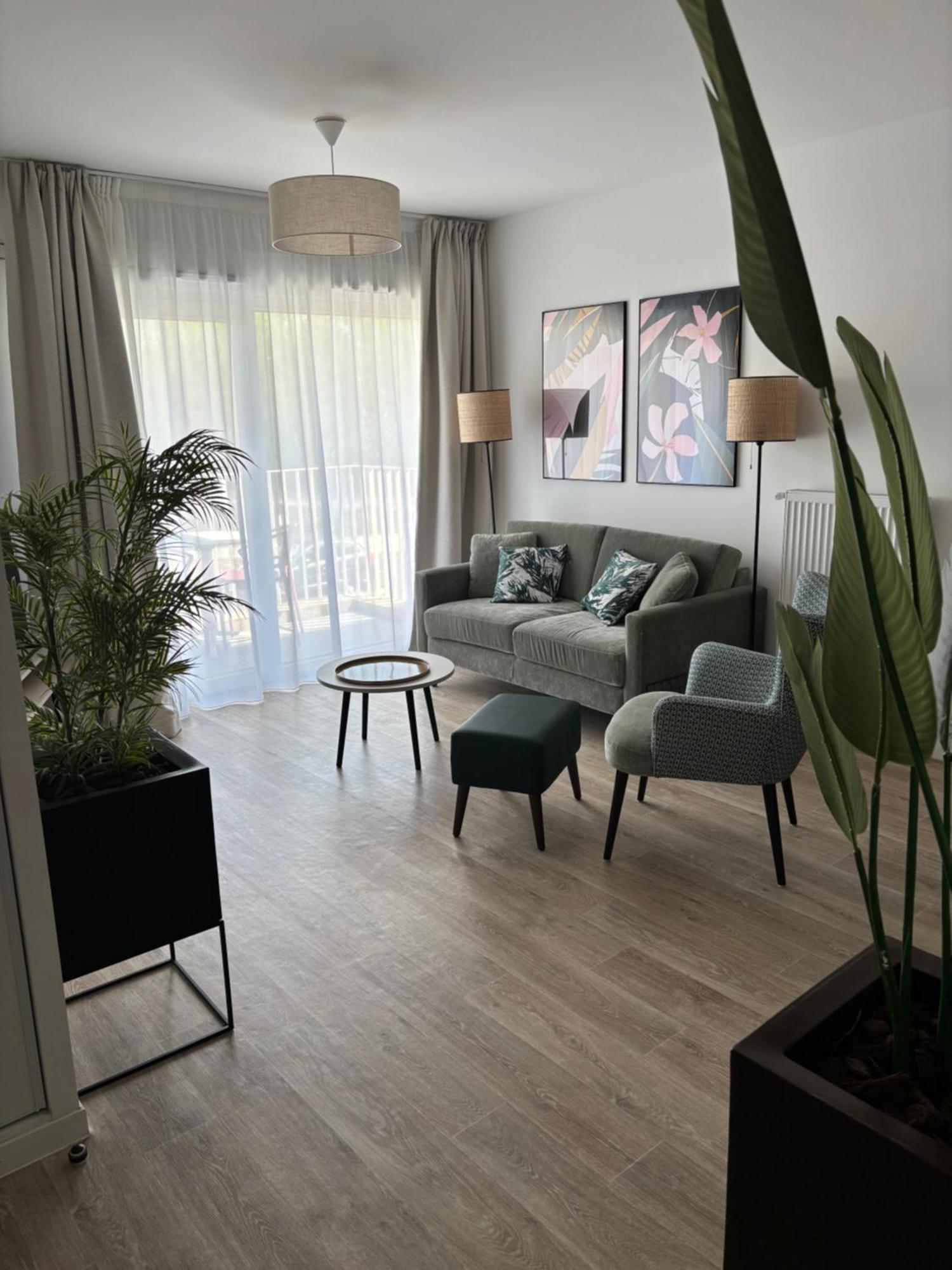 Residence Services Seniors Domitys - Villa Ulma Лил Екстериор снимка