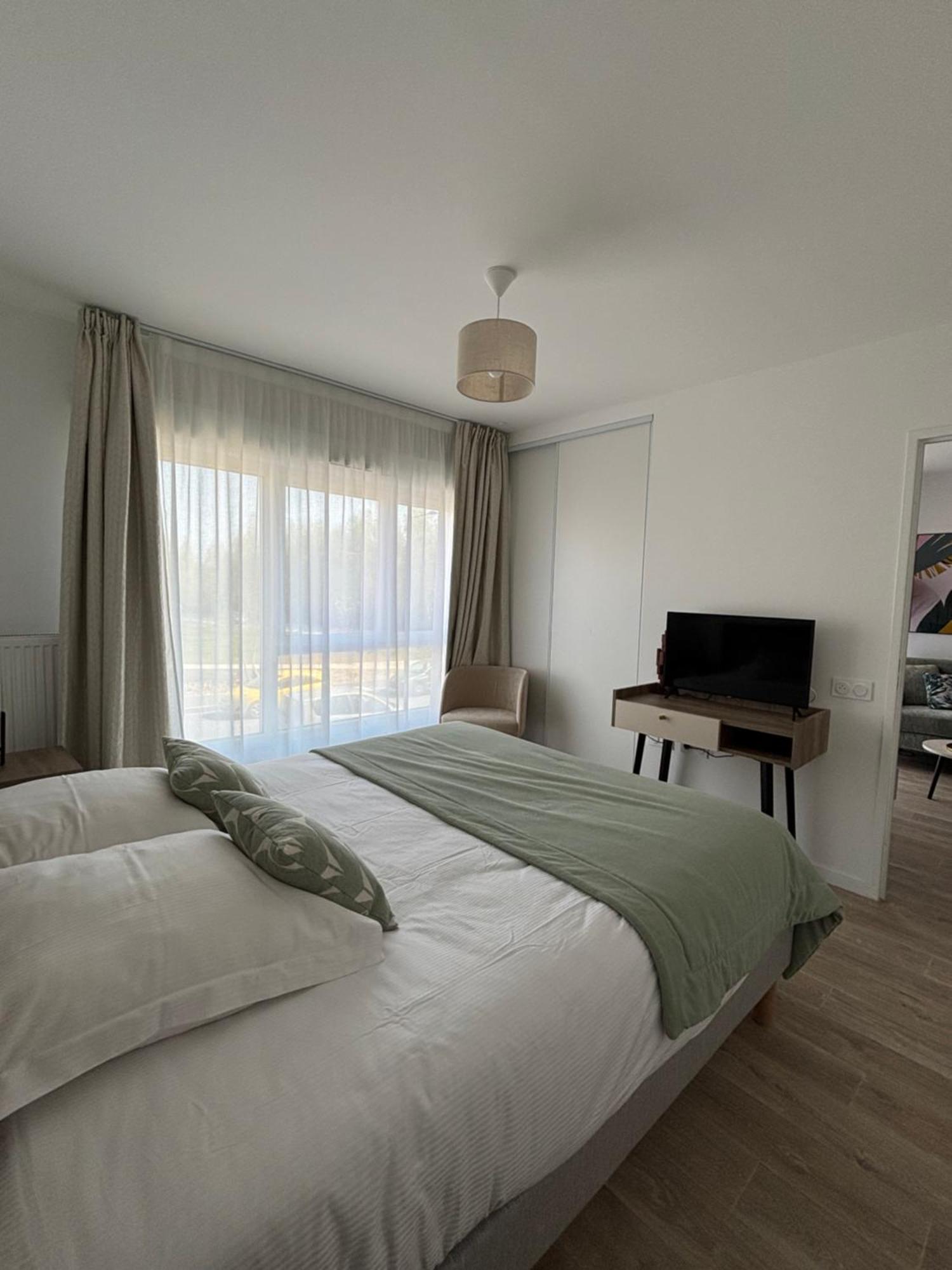 Residence Services Seniors Domitys - Villa Ulma Лил Екстериор снимка